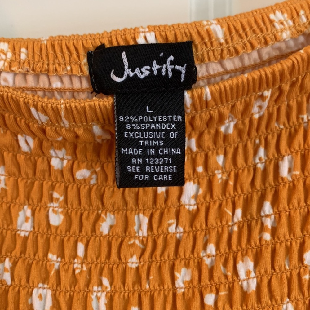 Justify yellow summer dress, size Large (Juniors) - Picture 2 of 4